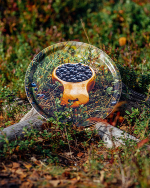 Kåsa med blåbär - Bricka 31 cm