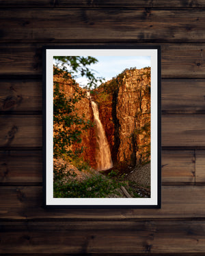 Njupeskär i morgonljuset