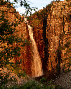 Njupeskär i morgonljuset