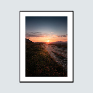 Soluppgång bakom ledkryss