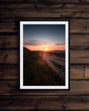 Soluppgång bakom ledkryss