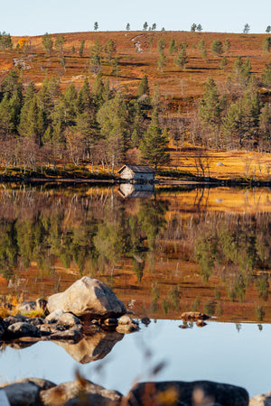 Spegelblankt på Grövelsjön